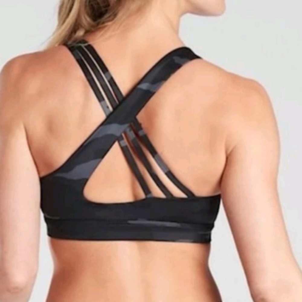 Athleta Run Free sports bra size small